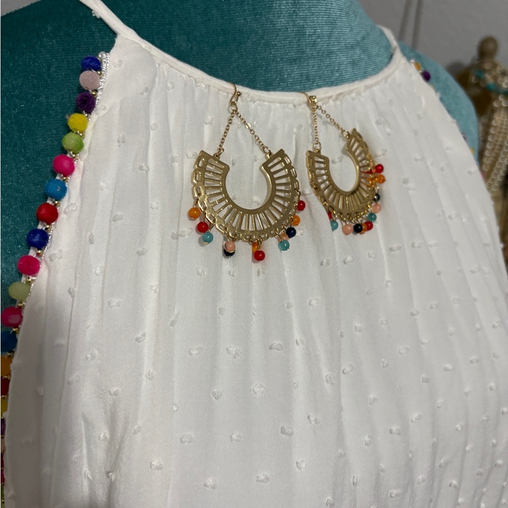 Maurices White Sleeveless Blouse with Colorful Beaded Accents, and earrings sz 3